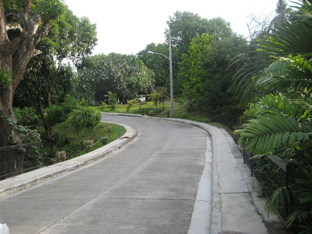 Davao Eagle Ridge Resort Ngoại thất bức ảnh